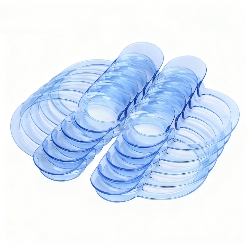 cheek retractors
